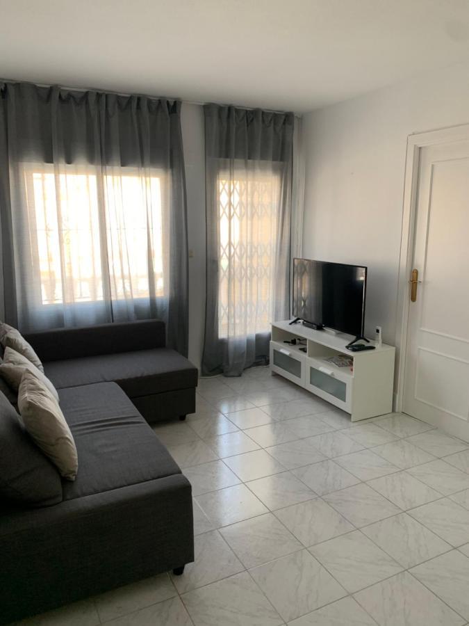 2 Bed Apartment In Paraje Natural Fase 1, Torrevieja Exteriör bild